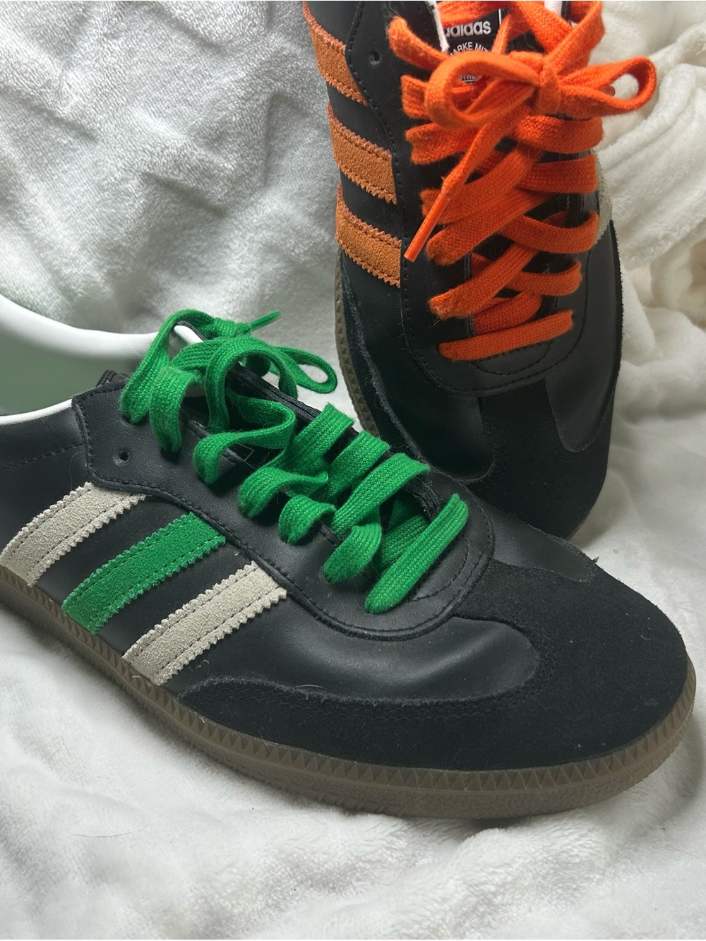 Adidas Sambas - Picture 2 of 6